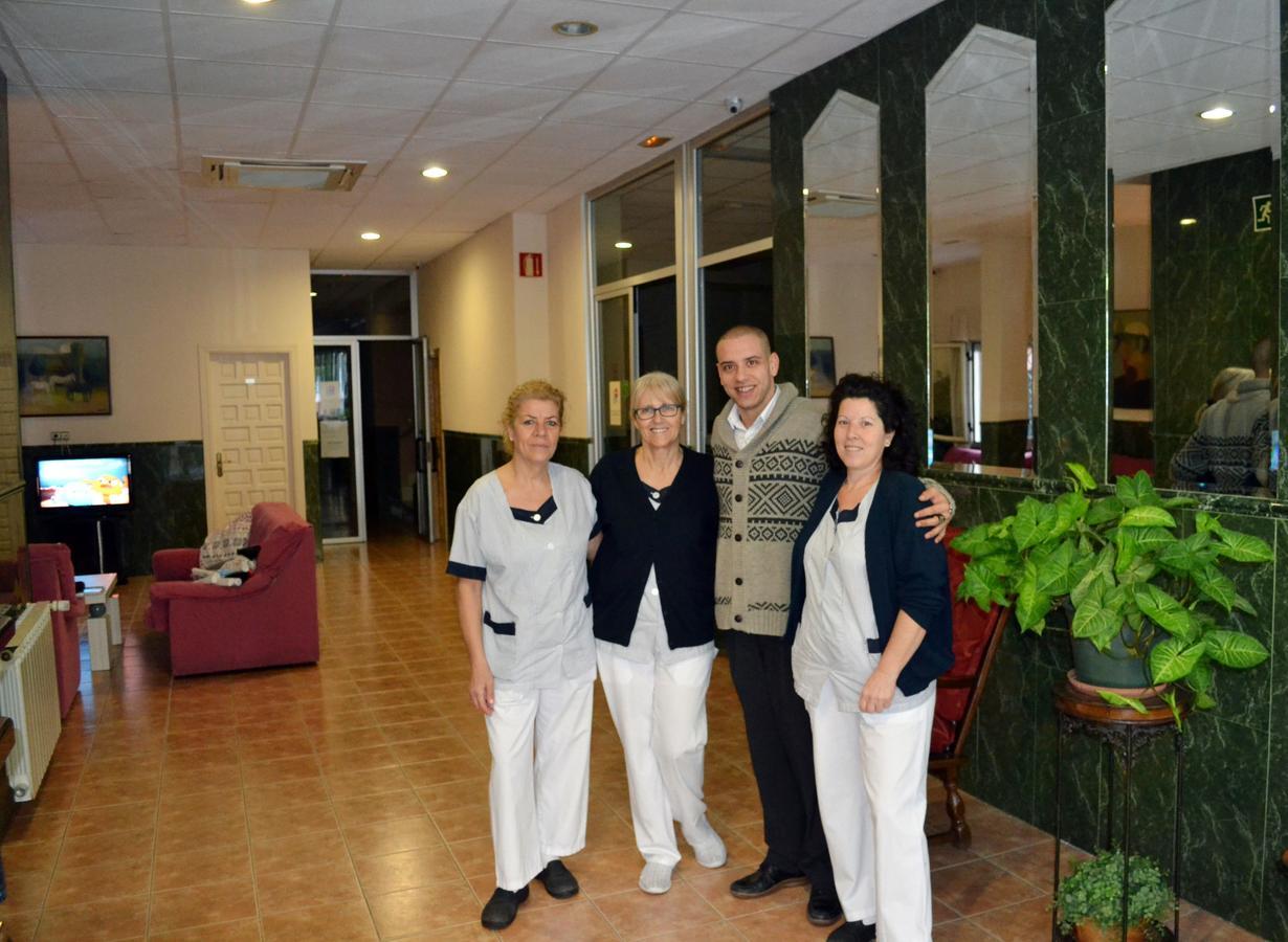 Hostal La Casa De Enfrente Málaga Dış mekan fotoğraf