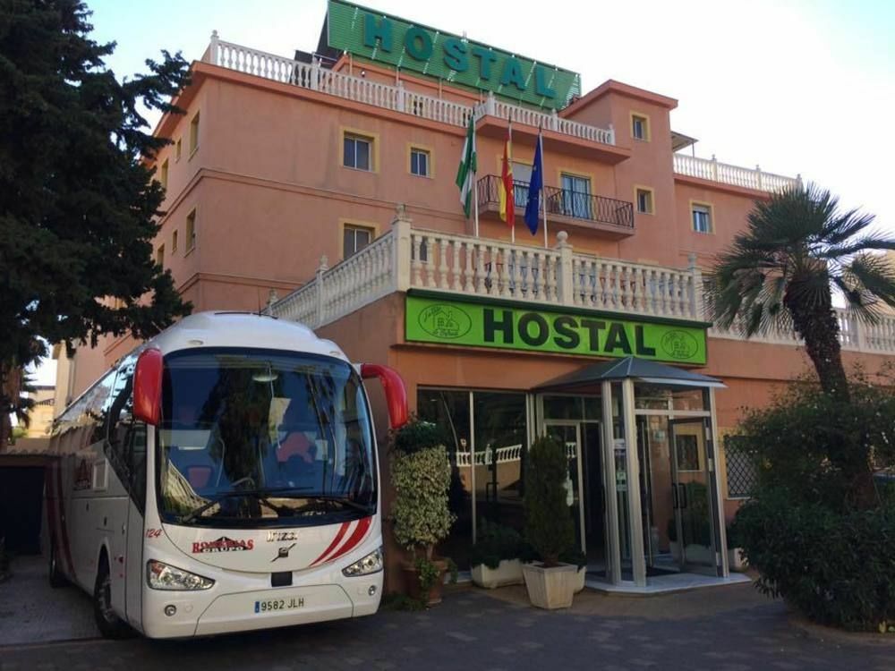 Hostal La Casa De Enfrente Málaga Dış mekan fotoğraf