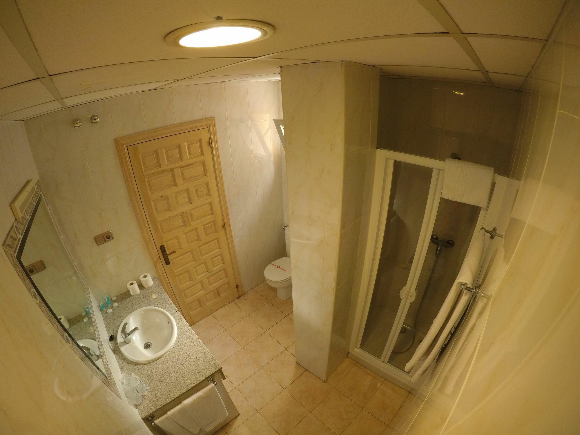 Hostal La Casa De Enfrente Málaga Dış mekan fotoğraf